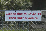 Covid-19 recycling centre closure notice, Waikanae . Alan Tennyson